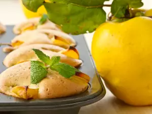 Autumn desserts with quinces