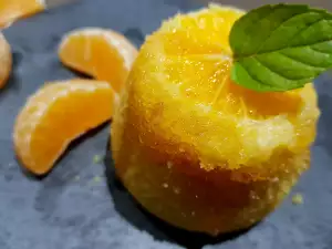 Mini Cupcakes with Tangerine, Ginger and Honey