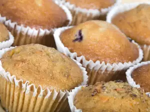 Why Do Muffins Stick to the Paper Liners?