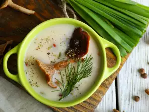 Mushroom Soup with Garlic