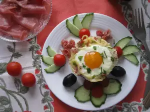 Spaghetti Muffins with Prosciutto and Dried Tomatoes