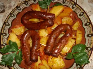 Oven Grilled Sausages with Potatoes and Carrots