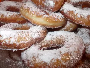 Donuts with Powdered Sugar