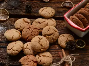 Peanut Butter Crinkle Cookies