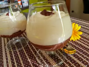 Tender Cream with Mascarpone and Chocolate