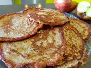 Apple Pancakes for Kids