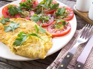 Omelette with Pesto and Spinach