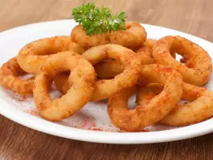 Onion Rings with Basil