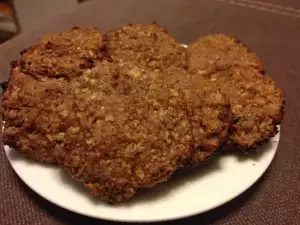 Walnut and Banana Cookies