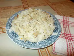 White Rice with Chicken in the Oven