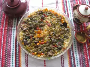 Rice with Chicken Gizzards, Livers and Vegetables