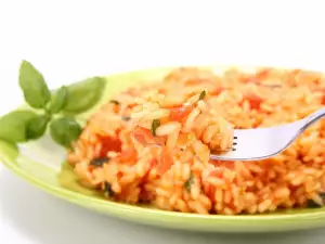 Pink Rice with Tomatoes