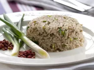 Oven Baked Rice with Onions