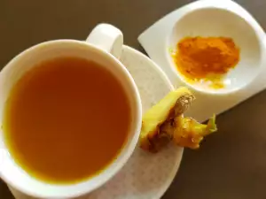 Super Healthy Ginger and Turmeric Concoction