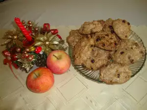 Oatmeal Cookies with Raisins