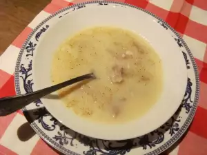 Brawn Soup from Pig`s Feet, Ears and Tails