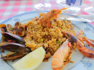 Paella with Mussels and Shrimp