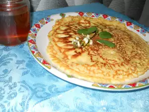 Aromatic Pancakes with Acacia