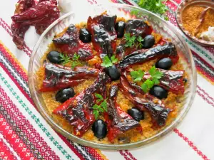 Stuffed Peppers with Bulgur, Mushrooms and Olives