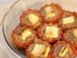 Stuffed Tomatoes with Tuna