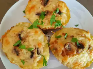 Buttery Potatoes, Stuffed with Field Mushrooms