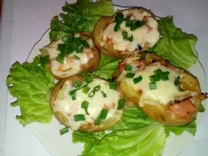 Stuffed Potatoes with Sausage, Onions and Olives