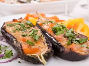 Eggplants Stuffed with Meat