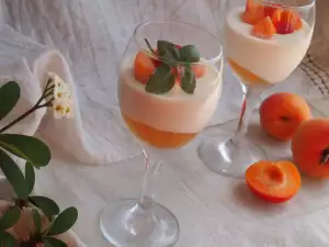 Panna Cotta with Apricots