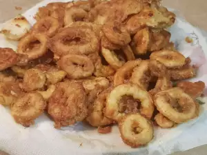 Breaded Calamari with Lemon