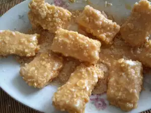 Crumbed Cheese with Breadcrumbs