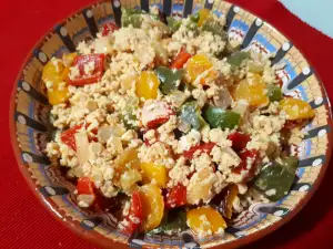 Stir Fry with Peppers, Cottage Cheese and Eggs