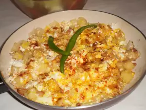 Fried Еggs with Onions and Potatoes