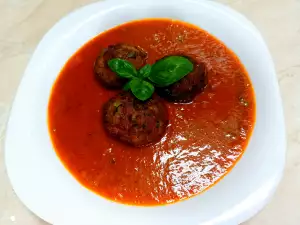 The Perfect Meatballs in Tomato Sauce