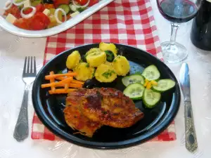 Juicy Steaks in Aromatic Marinade