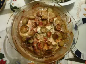 Steaks in a Glass Cook Pot