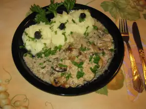 Pork Steaks with Mushrooms and Sour Cream