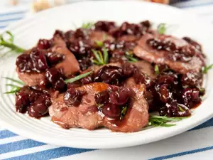 Meat with Grapes