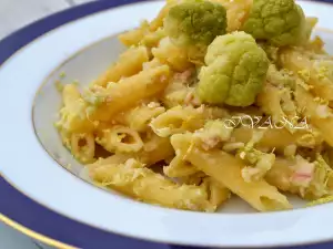 Pasta with Cauliflower and Tuna