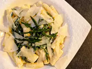 Pasta with Cream and Salicornia