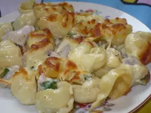 Pasta with Pork and Green Onions