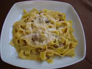 Pasta with Garlic and Parmesan