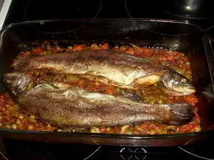 Oven-Baked Trout with Veggies