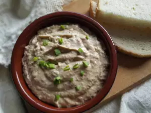 Eggplant Pate with Mayonnaise and Cheese