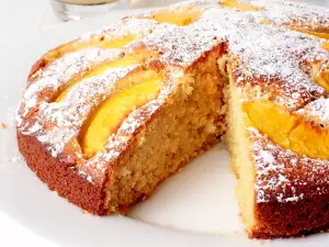 Cake with Peach Compote