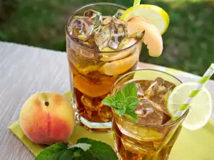 Peach Tea - Refreshing and Healthy