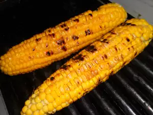 Grilled Corn with Butter