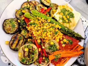 Pan Grilled Vegetables with Halloumi