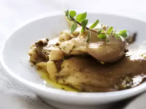 oyster mushrooms in butter