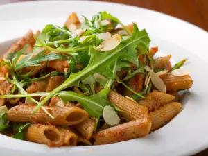 Penne with Tomatoes and Arugula