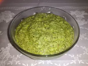 Dandelion Pesto